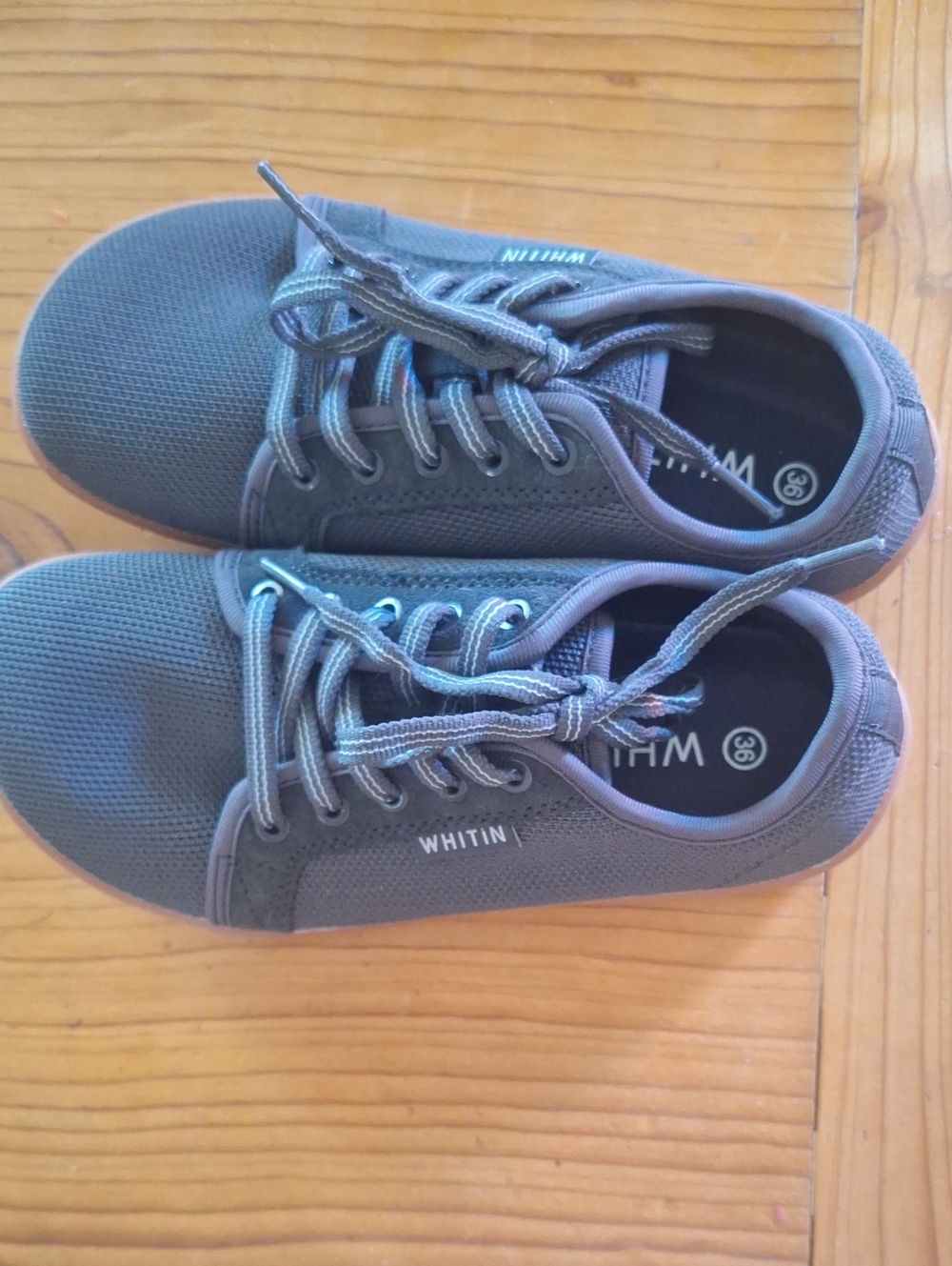 WHITIN Womens Minimalist  Gray Barefoot Lace-Up Sneakers